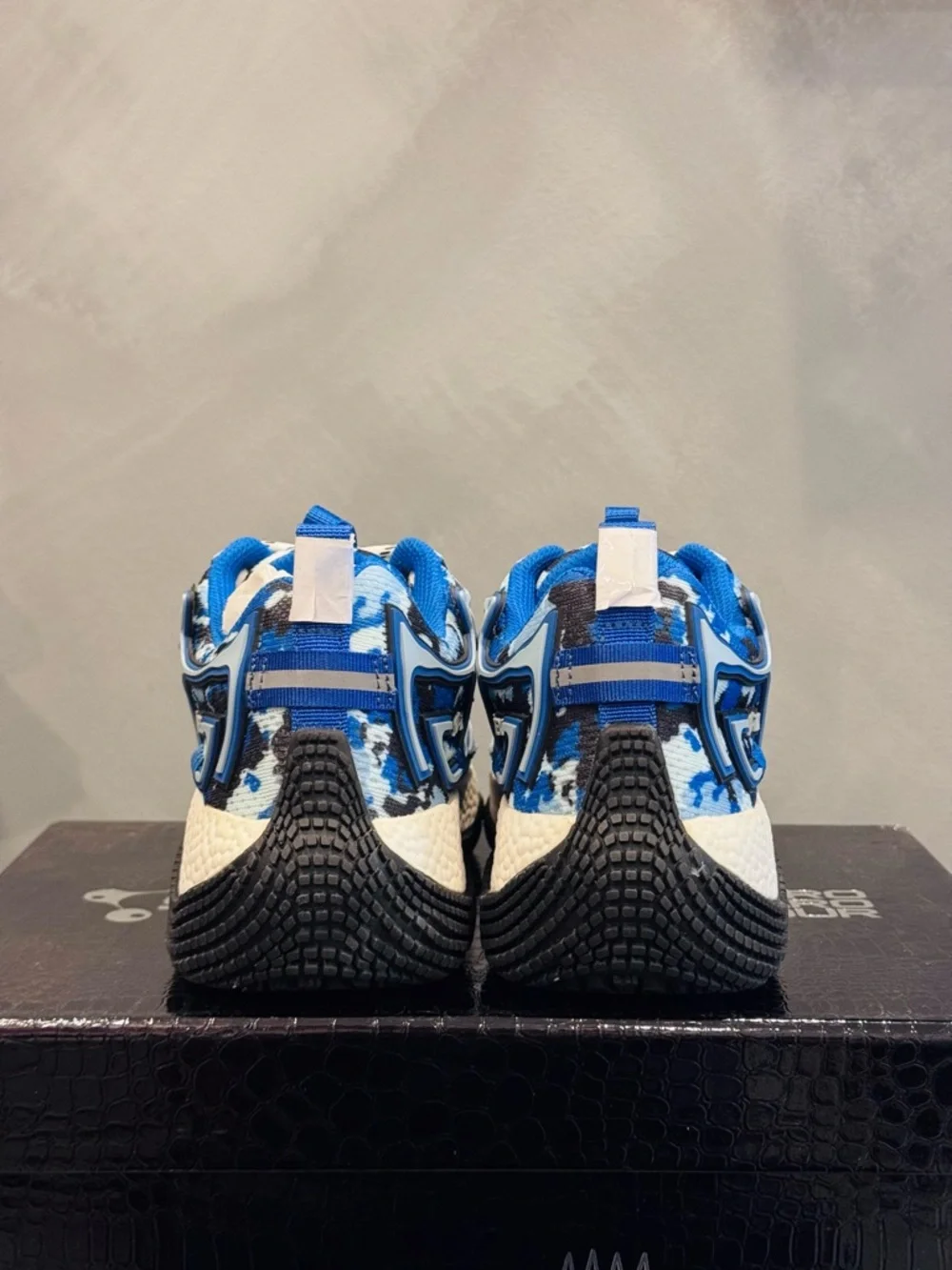 John Geiger 004 Arctic Blue sz 5 DS! - Picture 3 of 6